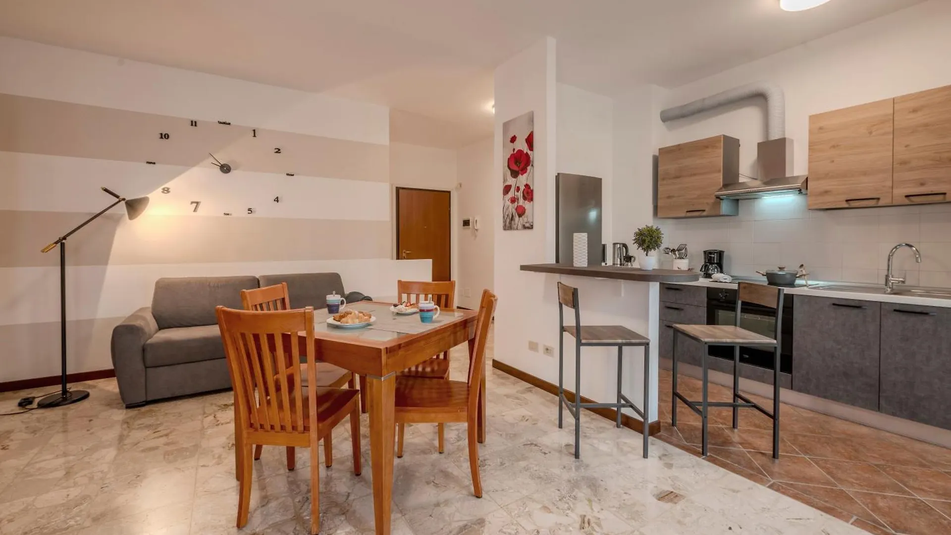 Appartamento I Papaveri - City Center Flat - Leonardo Accademy - Mxp - Lakes Sesto Calende